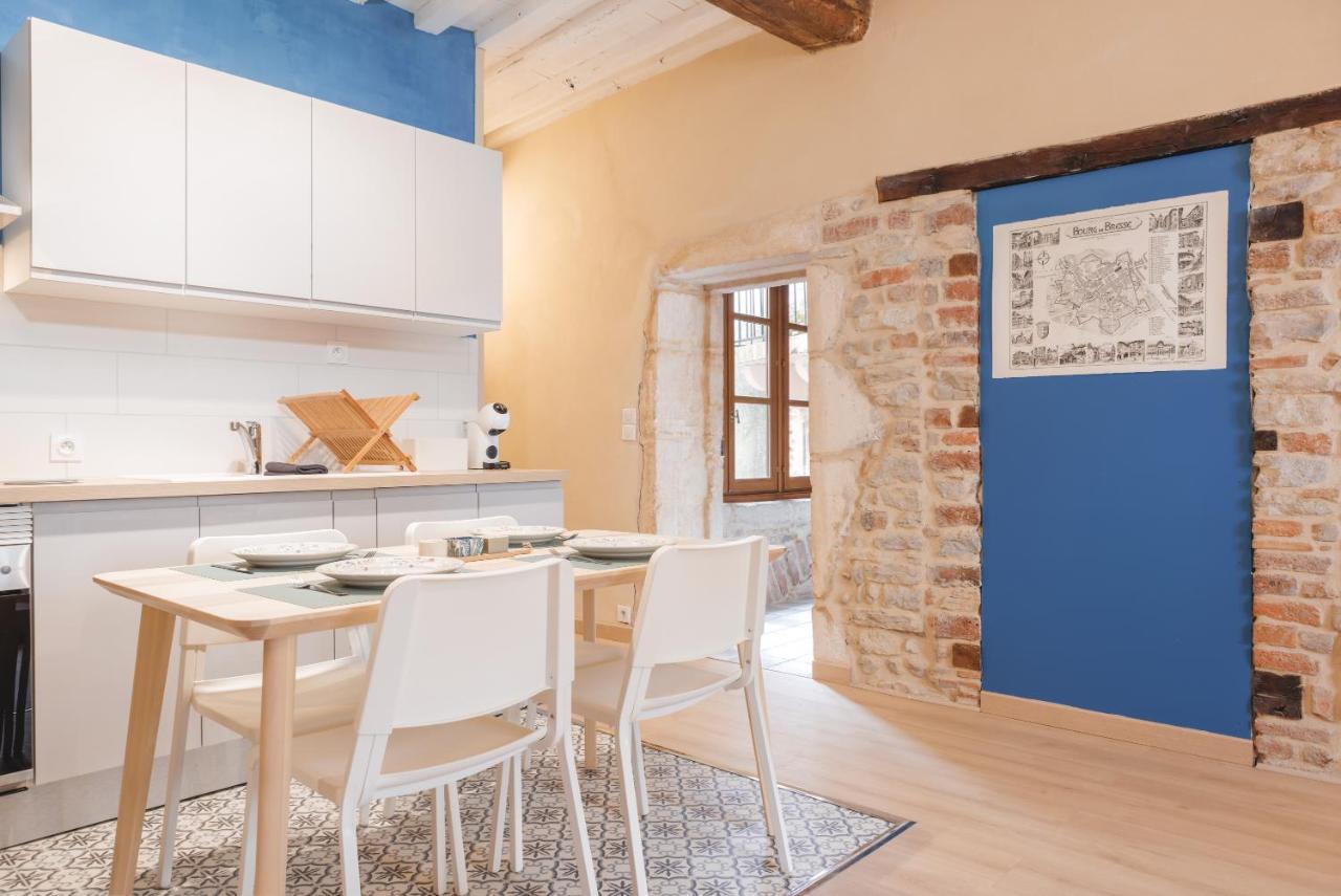 Renaissance Apartment